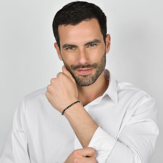 BRACCIALE UOMO IN ACCIAIO CON PIETRE NERE