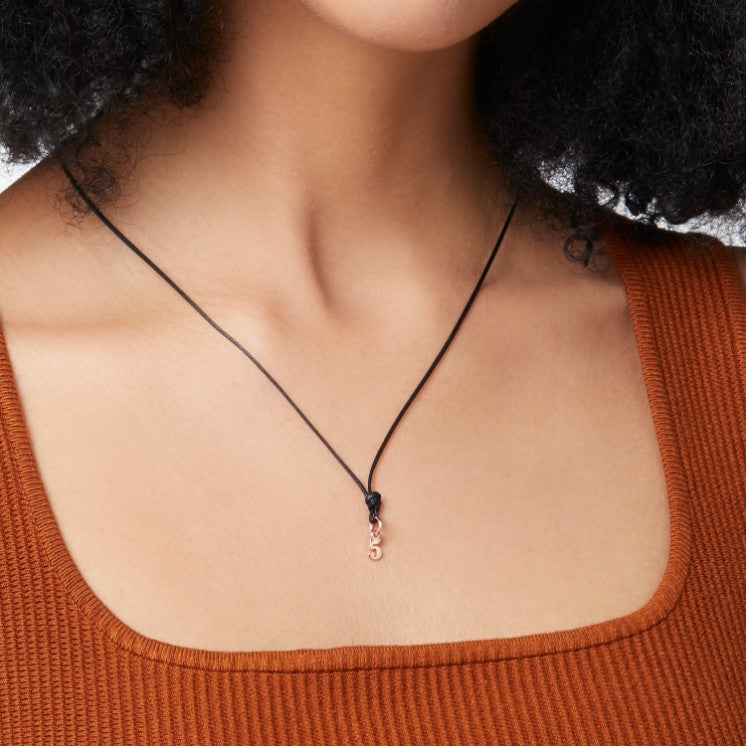 PENDENTIF NUMÉRO 5