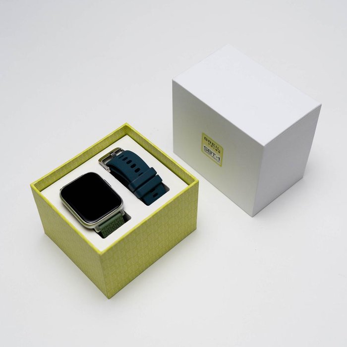 SBT-1 - SMARTWATCH WITH DOUBLE STRAP AND SILVER CASE EW0604