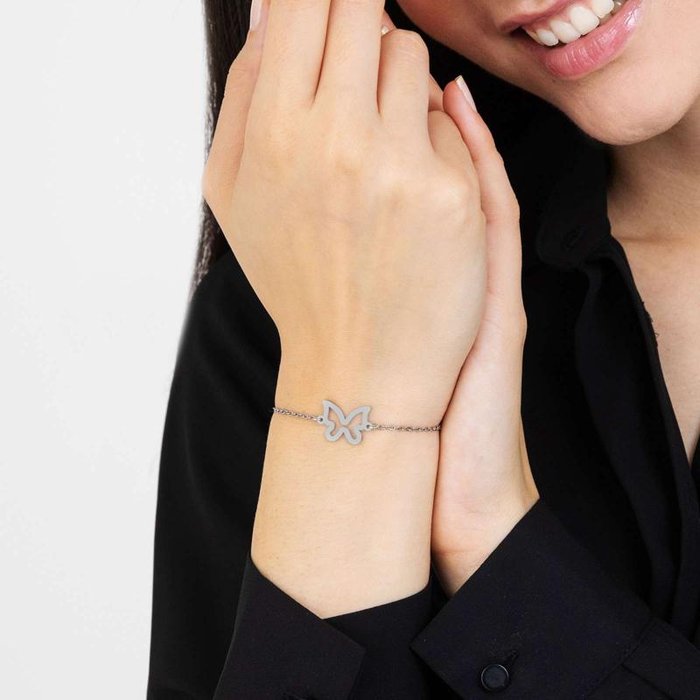 Steel bracelet with butterfly