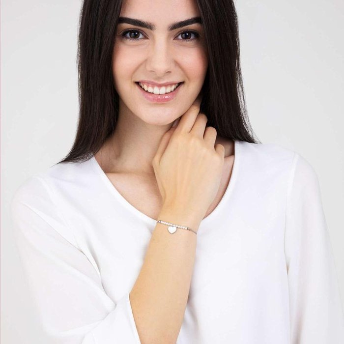 Bracciale in acciaio con cuore e perle bianche