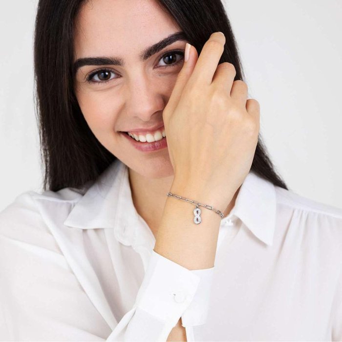 Bracciale in acciaio con infinito e cristalli bianchi