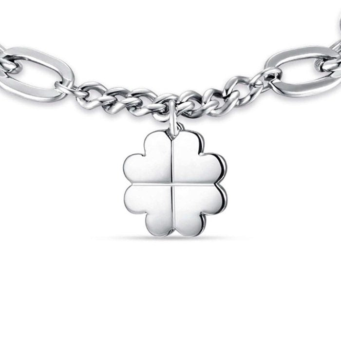 Bracelet en acier avec trèfle à quatre feuilles