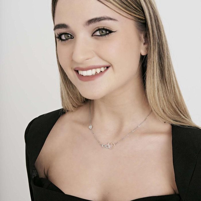 Collana in acciaio con cuore ed infinito