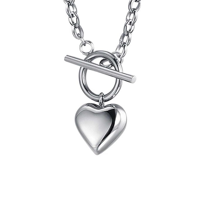 Collana in acciaio con cuori