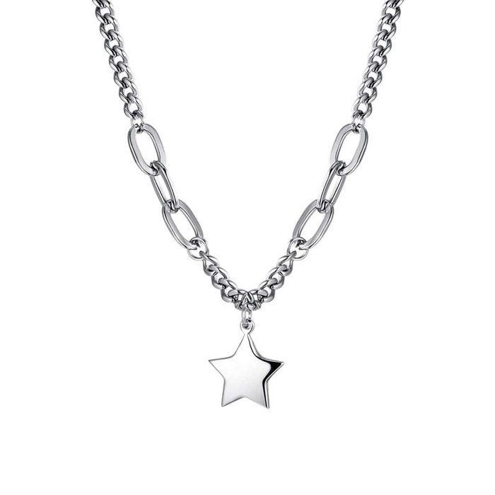 Collana in acciaio con stella