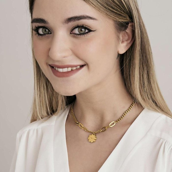 Collana in acciaio ip gold con quadrifoglio