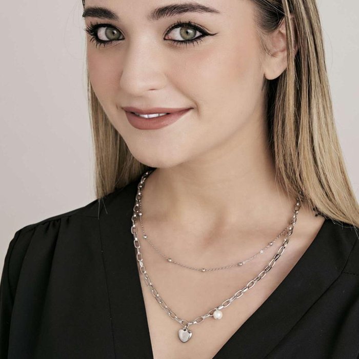 Collana in acciaio con cuore e perla