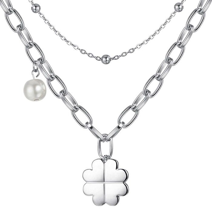 Steel necklace with four-leaf clover and pearl