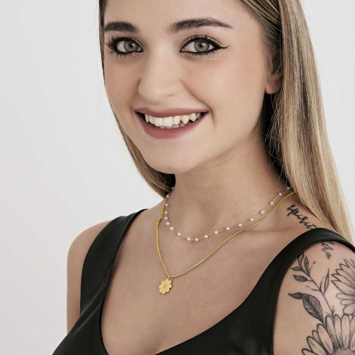 Collana in acciaio ip gold con quadrifoglio
