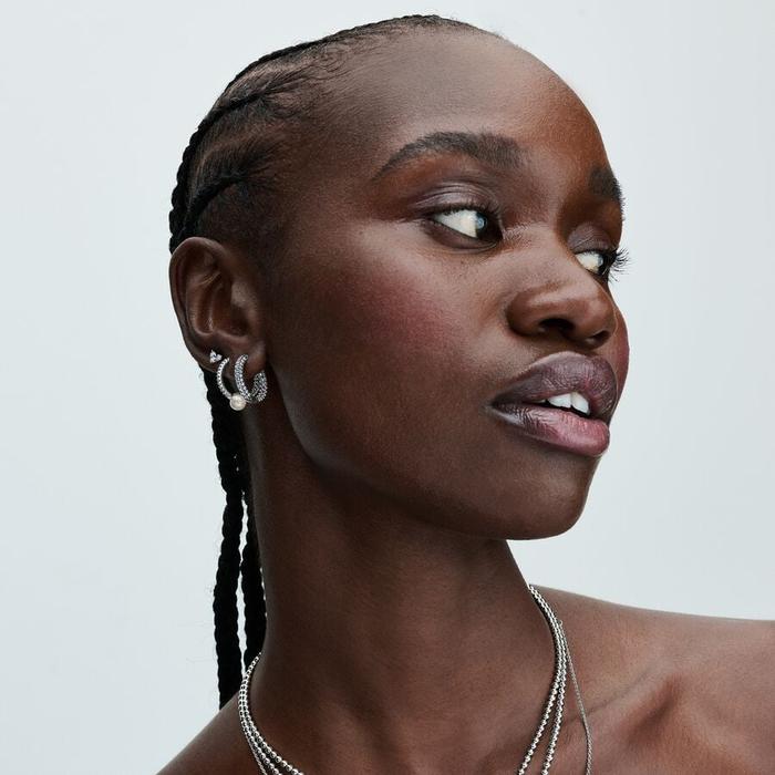 Orecchini Cerchi con Perle d’Acqua Dolce Coltivate e Pavè