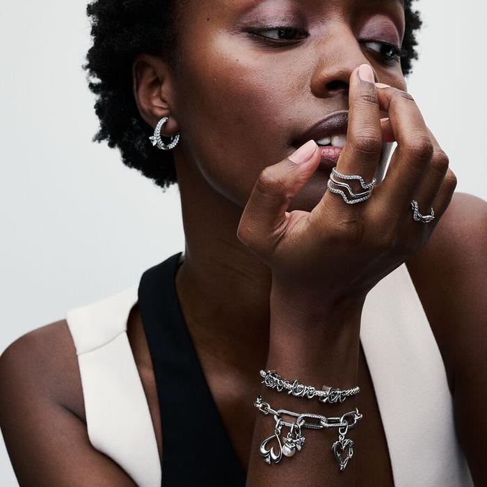 Charm pendentif Pandora ME Mini Cupidon