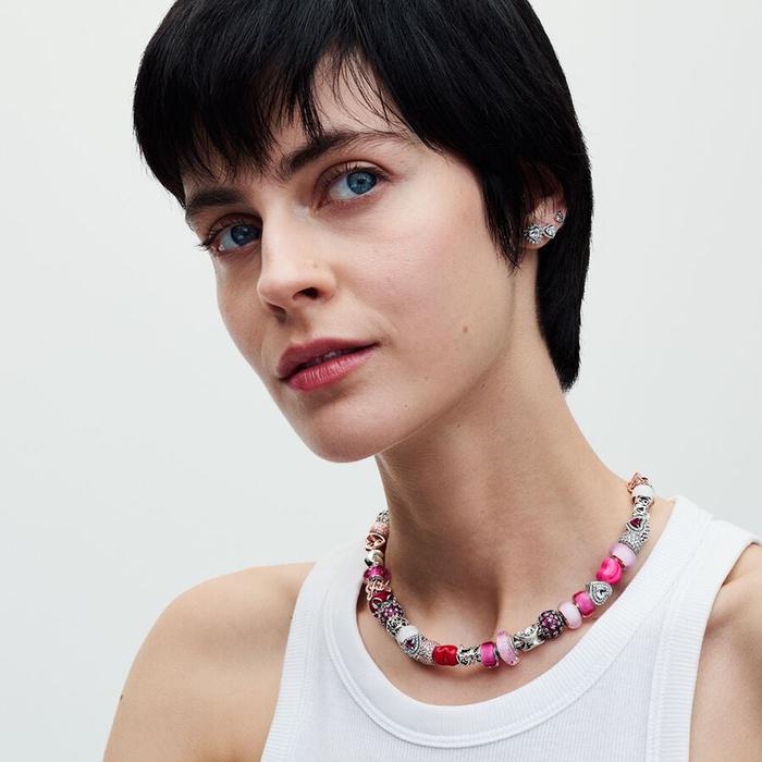 Collier avec fermeture en forme de cœur