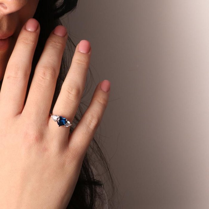 925 Silver Ring with White and Blue Zirconia Hearts