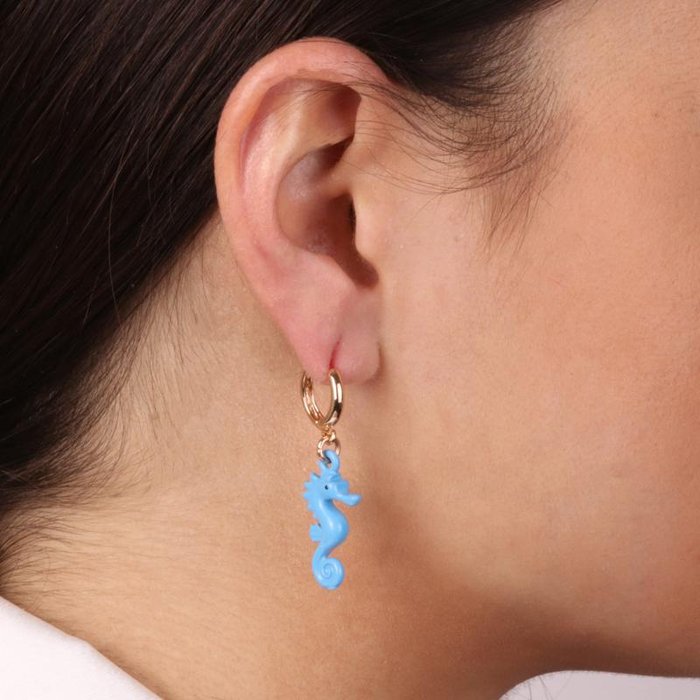 Boucles d'oreilles en métal avec pendentif hippocampe