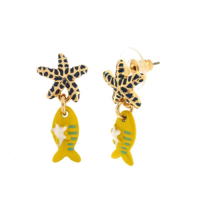 Boucles d'oreilles en métal avec pendentif poisson jaune et étoile de mer sur le lobe