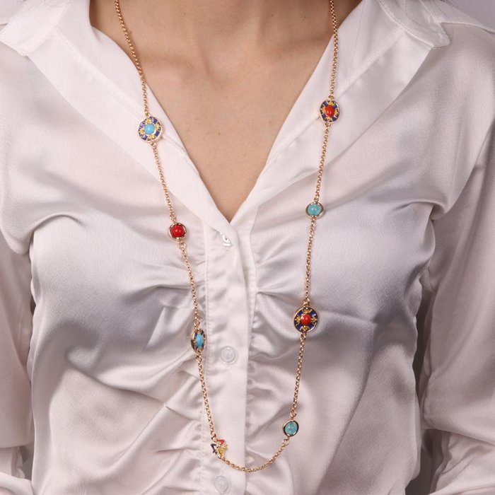 Collier en métal avec majolique