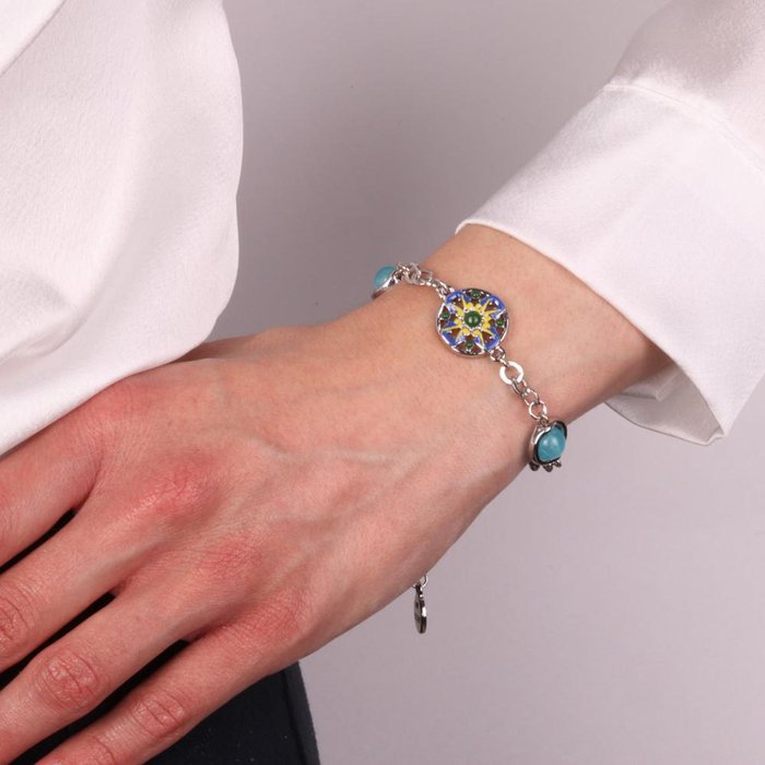 Metal Bracelet with Majolica