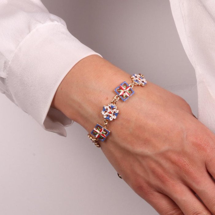 Metal Bracelet with Colored Majolica