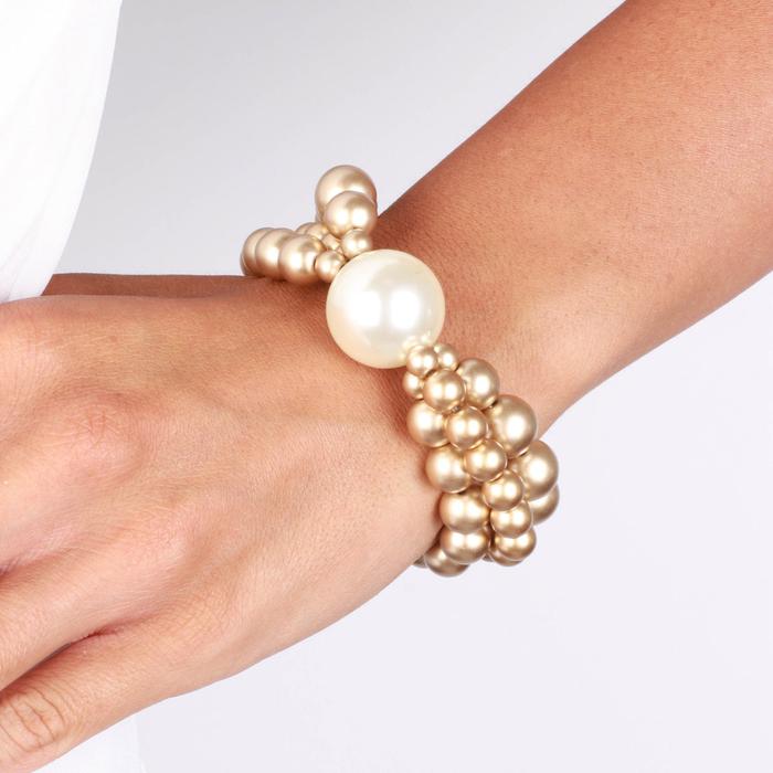 Multi-strand metal bracelet with pearls