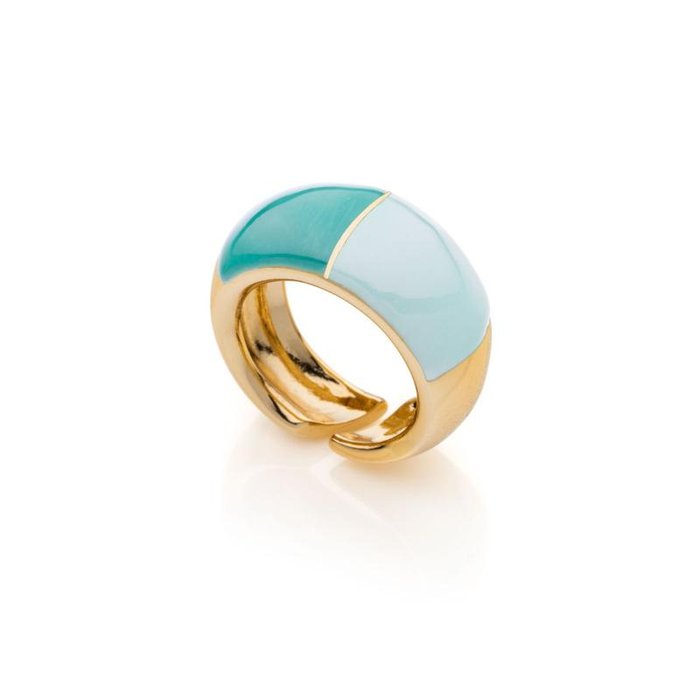 Gilded bronze ring with blue enamel