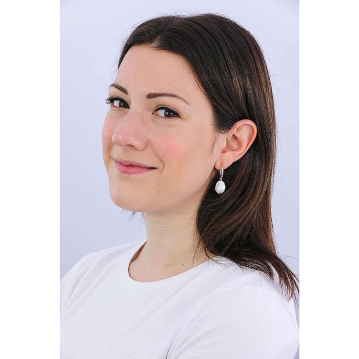 White Dream Earrings