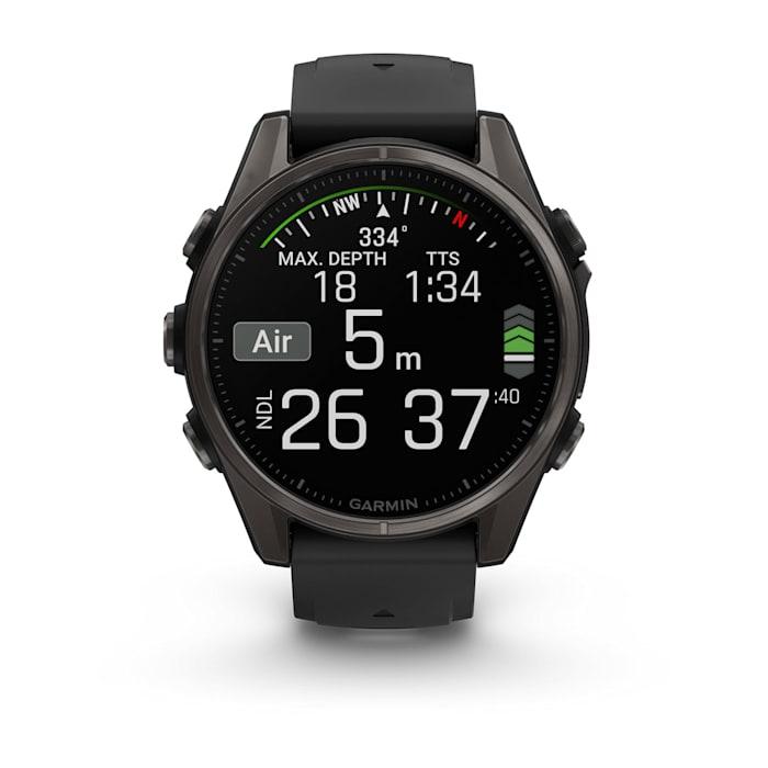 Fēnix® 8 - 43 mm, AMOLED, saphir, titane, DLC gris carbone avec bracelet en silicone noir/gris galet