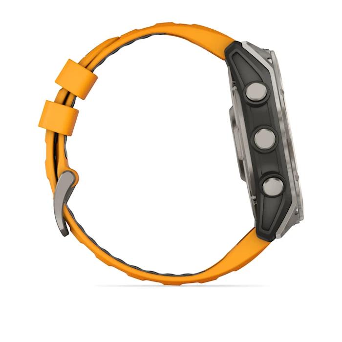Fēnix® 8 - 51 mm, AMOLED, Sapphire, Titanium con cinturino in silicone Spark Orange/grafite