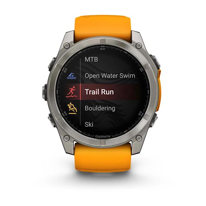Fēnix® 8 - 51 mm, AMOLED, Sapphire, Titanium con cinturino in silicone Spark Orange/grafite
