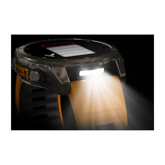 Fēnix® 8 - 51 mm, AMOLED, Sapphire, Titanium con cinturino in silicone Spark Orange/grafite