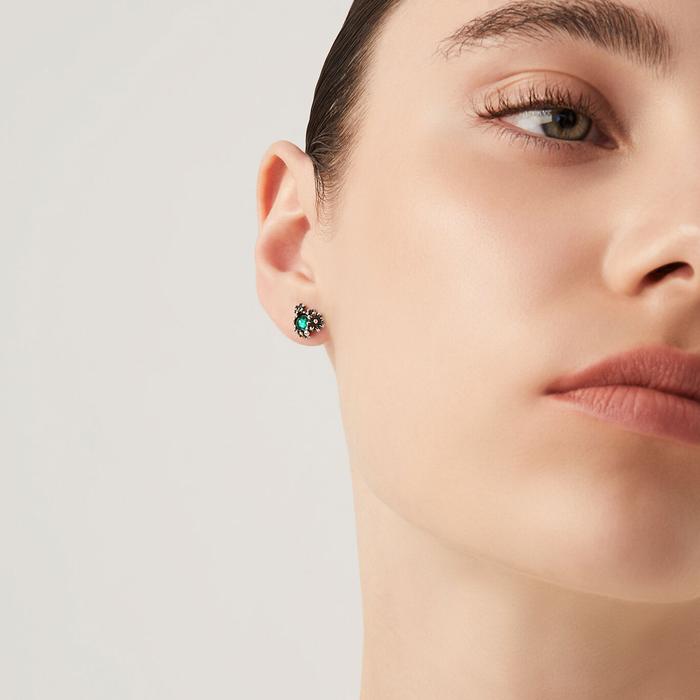 Mini Garden Daisy Earrings