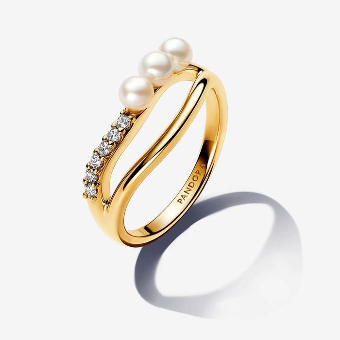 Anello Linea Sinuosa con Perle d’Acqua Dolce Coltivate e Pavè