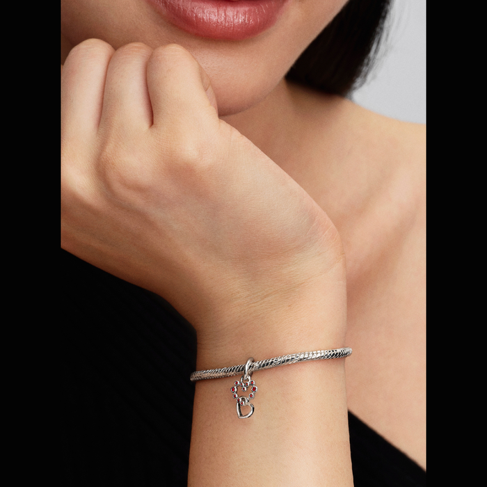 Charm Pendente Cuori Intrecciati con Cristalli Rossi