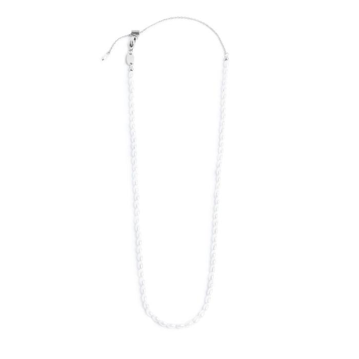 Chain necklace with oval pearls