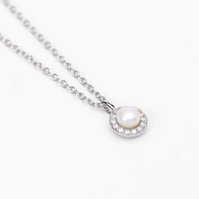 Collier ras du cou en perles de culture MILANESIENNE