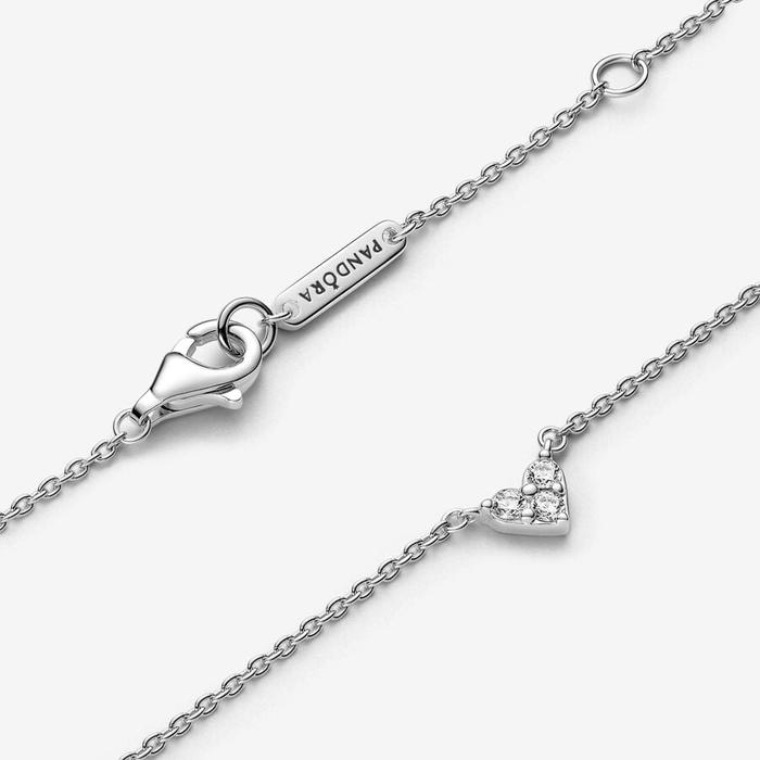 Collier Coeur avec Trois Pierres