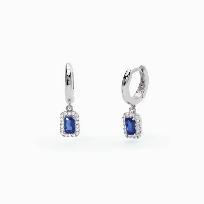 Boucles d'oreilles créoles en argent avec saphirs synthétiques COOL OU RÉTRO ?