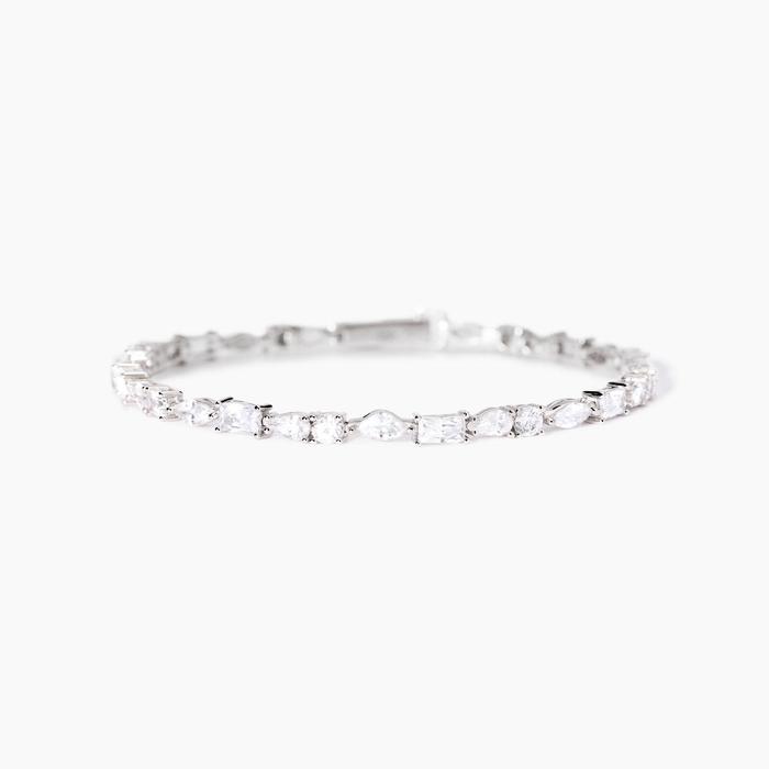 Bracelet with baguette cut elements and Luxury drop