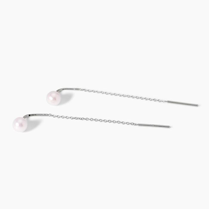 Cultured Pearl Drop Earrings Look