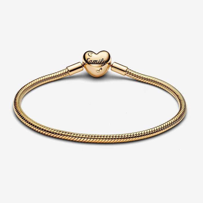 Moments Bracelet with Heart Clasp Family Tree