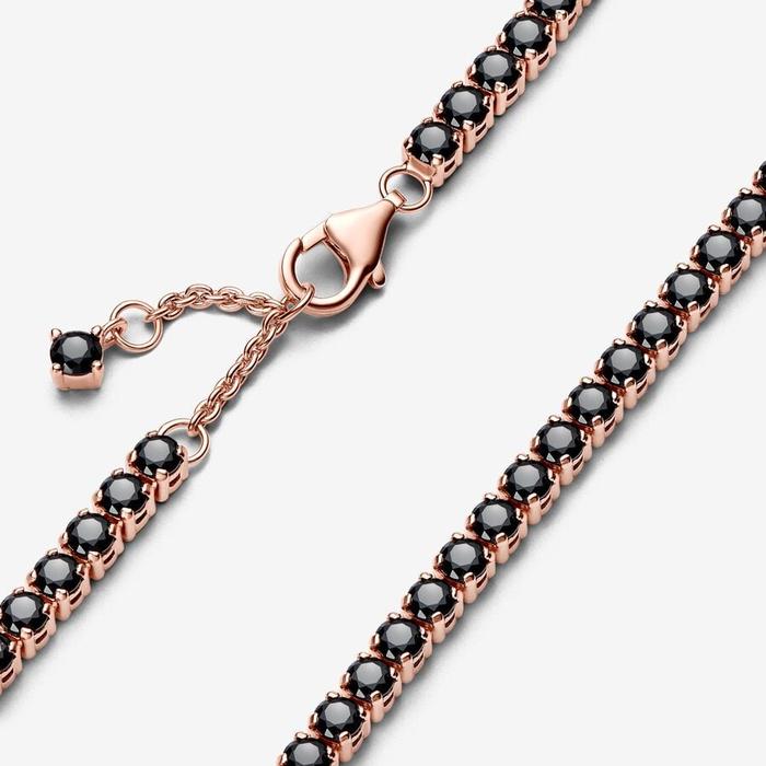 Bracelet de tennis avec pierres noires