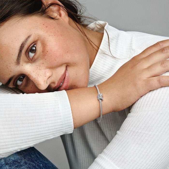Bracciale con Chiusura a Farfalla