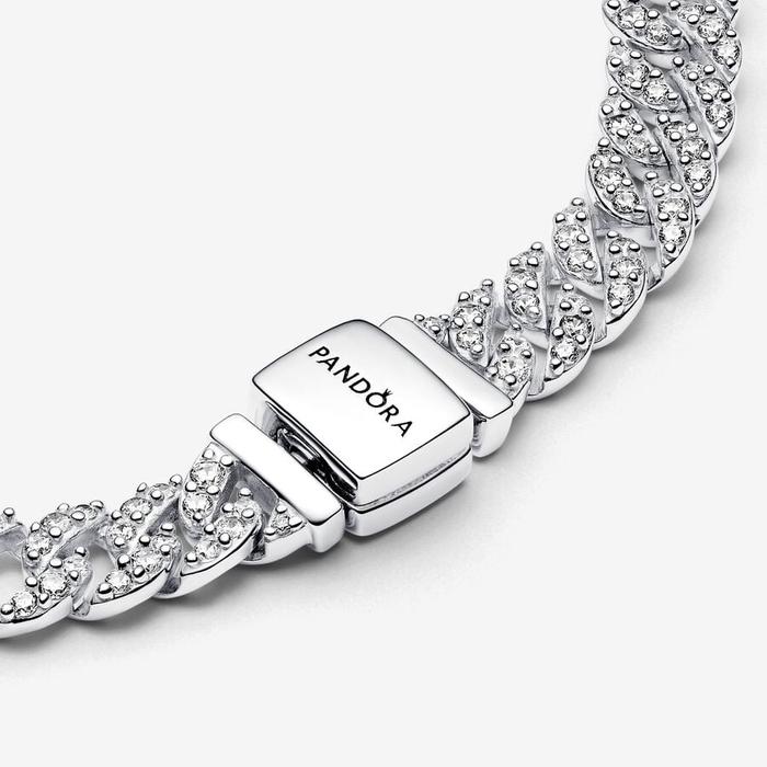 Pavè Cuban Link Chain Bracelet