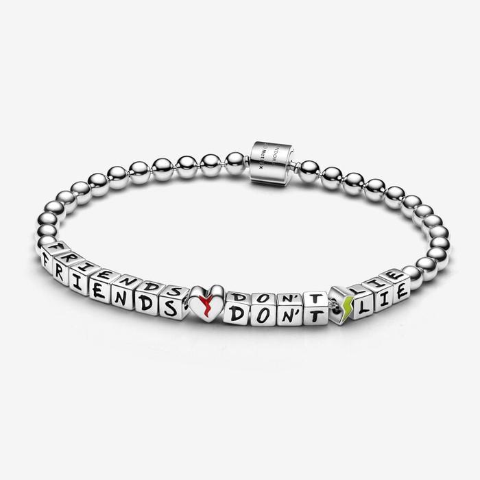Stranger Things, Bracciale dell'Amicizia