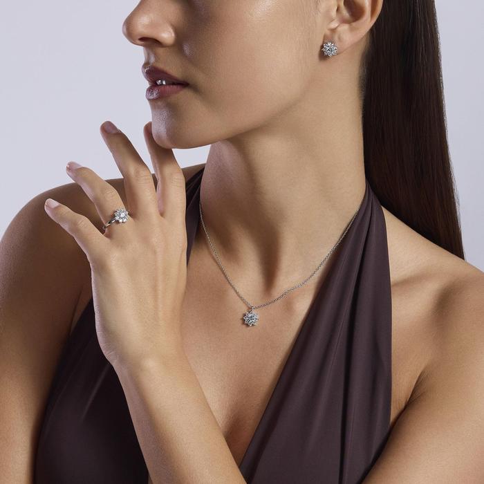 Anello con fiore in zirconi Eden