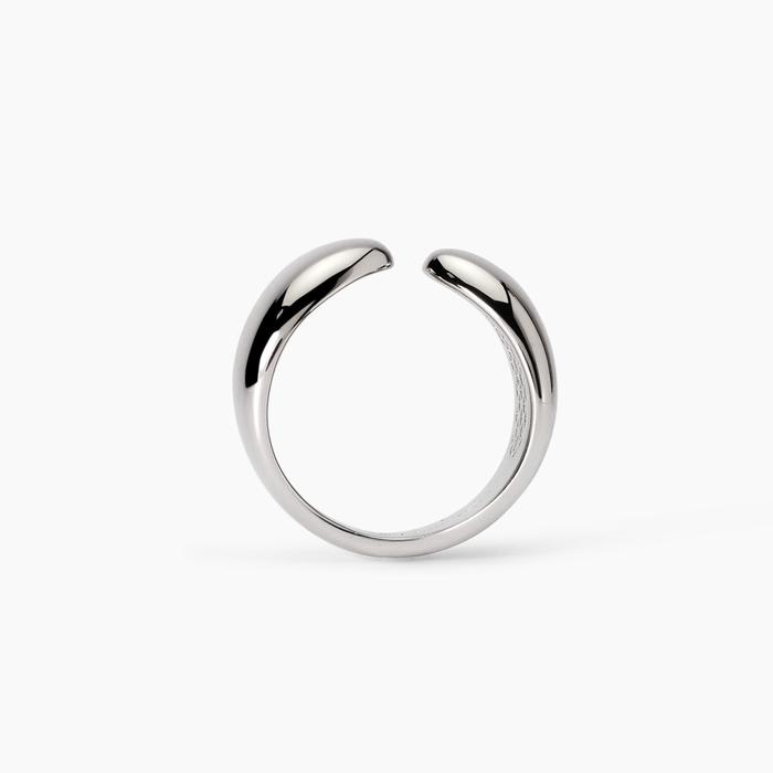 Bague Contrarié en argent New Era
