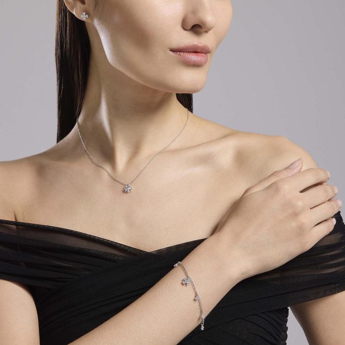 Bracelet with zirconia and four-leaf clover charms Find me