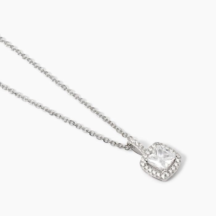 Princess Cut Zirconia Choker Cool or Retro?