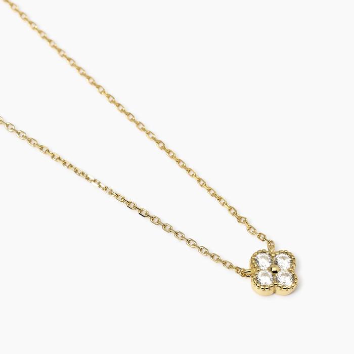 Collier ras du cou avec pendentif fleur de jasmin en zircone