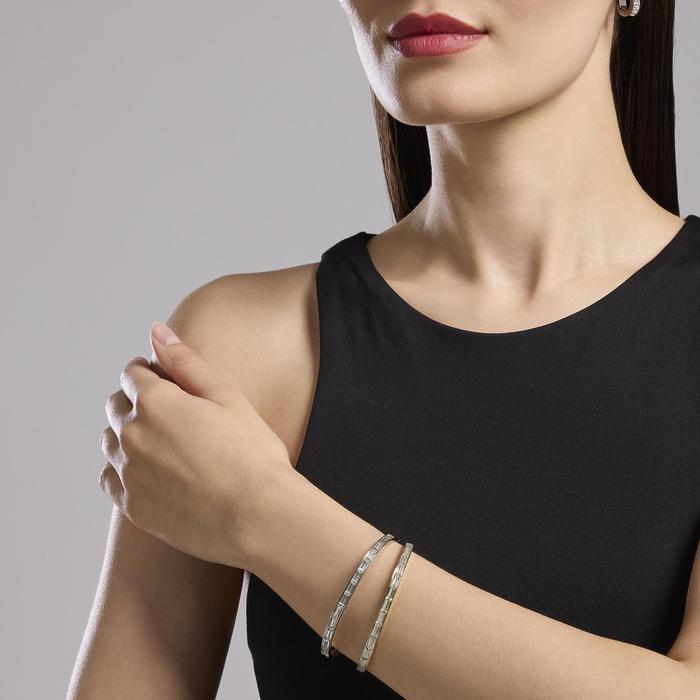 Bracciale rigido in acciaio e zirconi